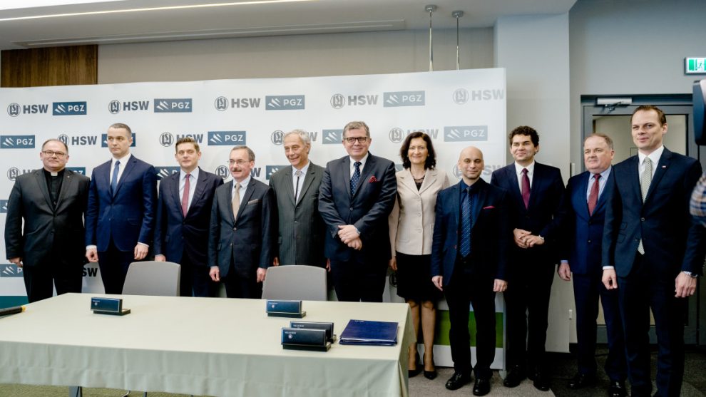 Podpisanie umów o współpracy pomiędzy Polską Grupą Zbrojeniowa i uczelniami wyższymi w siedzibie Huty Stalowa Wola S.A.