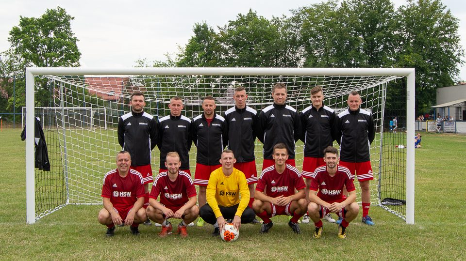 Drużyna piłkarska z HSW S.A zajęła II miejsce!